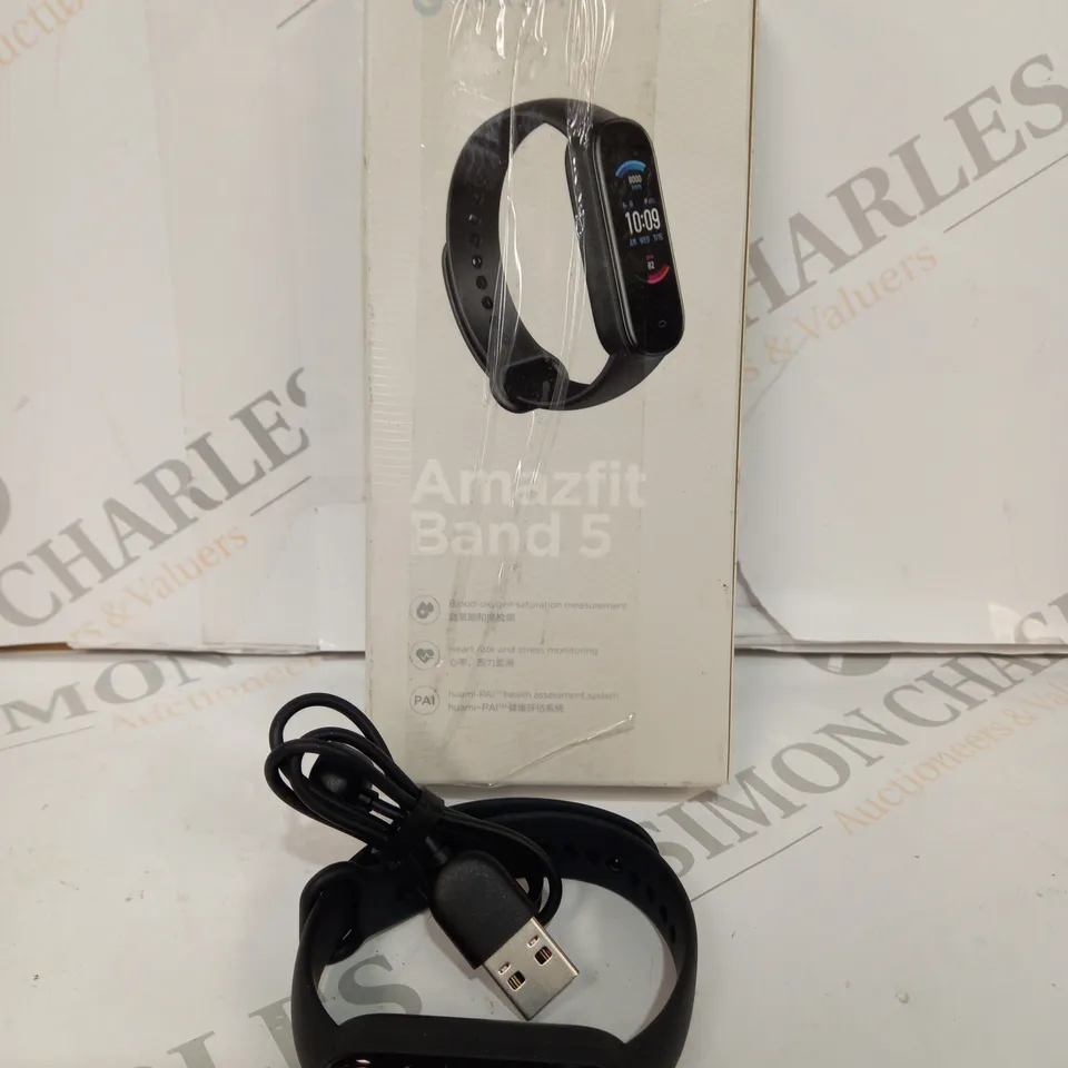 BOXED AMAZFIT BAND 5 SMART BAND/FITNESS TRACKERS WITH VOICE ASSISTANT 