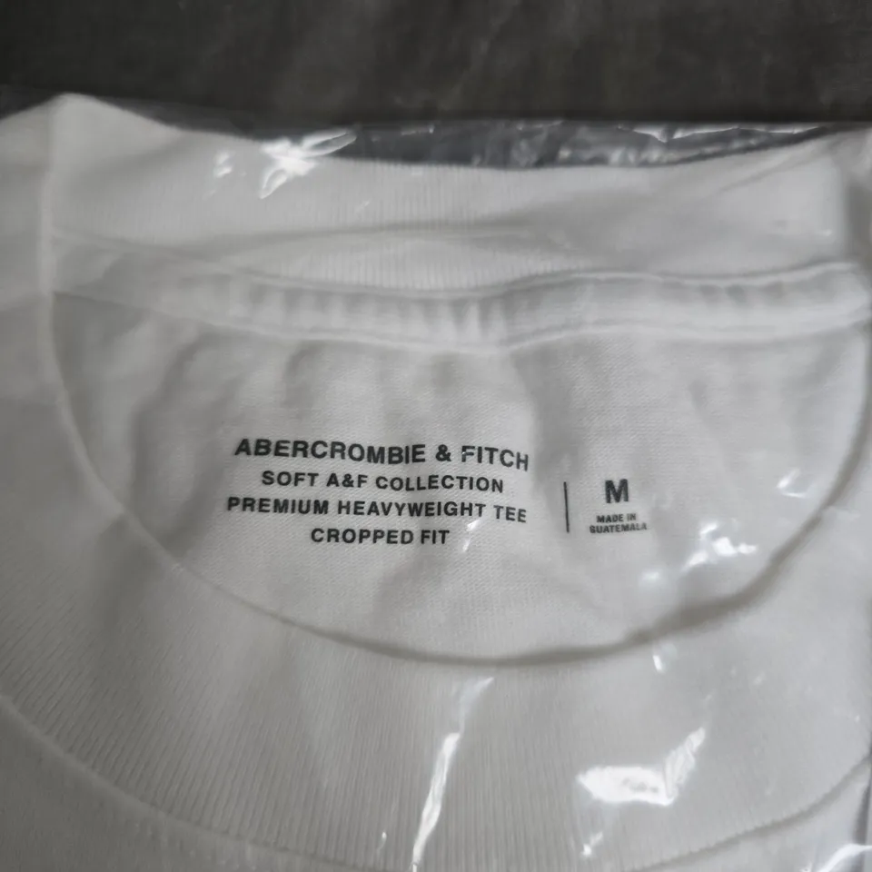 ABERCROMBIE & FITCH SOFT A&F COLLECTION PREMIUM HEAVYWEIGHT TEE CROPPED FIT – WHITE, UK M (US M)