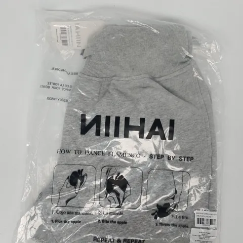 BAGGED NIIHAI SWEATS SET CAPRIS IN GREY MARL SIZE SMALL