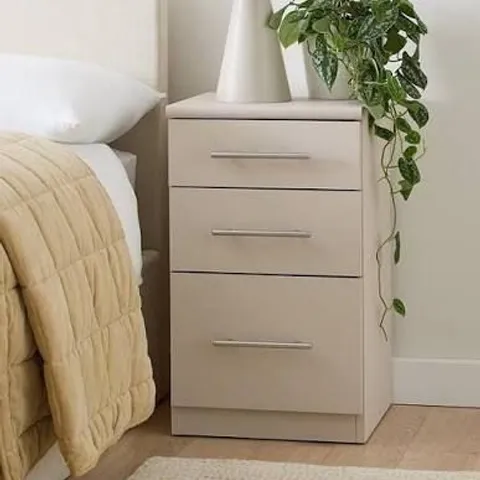BOXED PRAGUE GRADUATED BEDSIDE CABINET IN OATMEAL 