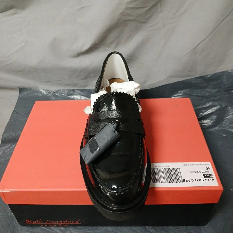 RUTH LANGSFORD BLACK PATENT LEATHER SHOES SIZE 40 BOXED