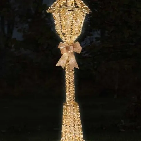 THREE KINGS GOLDTWIST LAMP POST (90CM) - COLLECTION ONLY