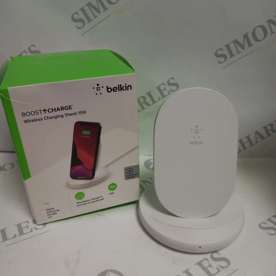 BOXED BELKIN BOOST CHARGE WIRELESS CHARGING STAND 