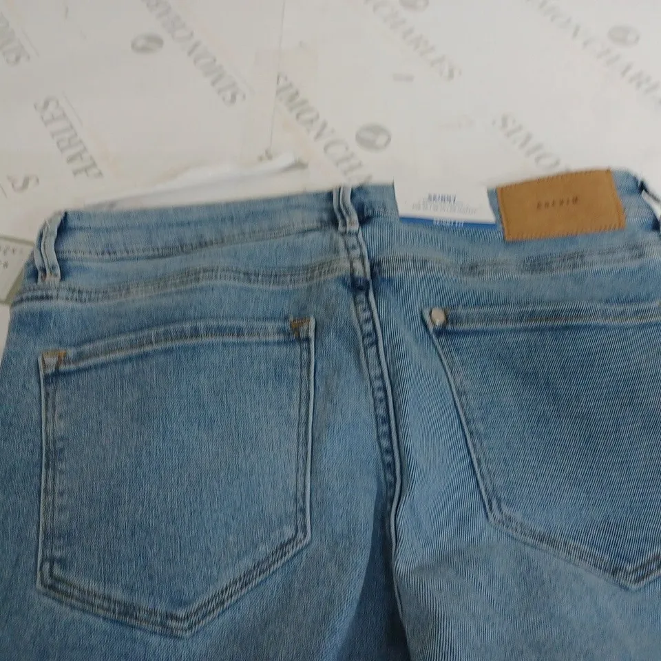 H&M SKINNY REGULAR WAIST JEANS - UK 10