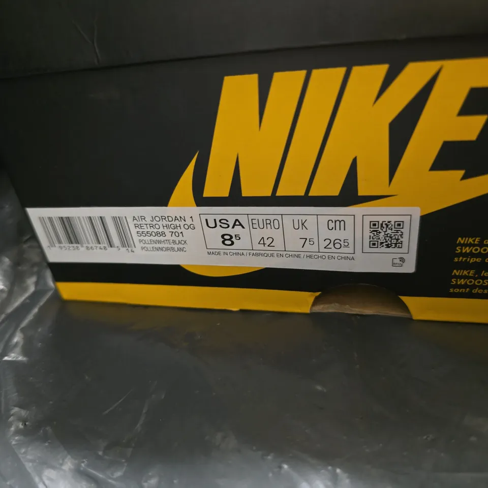 NIKE AIR JORDAN 1 RETRO HIGH OG – YELLOW/BLACK, UK 7.5 (US 8.5) SNEAKERS
