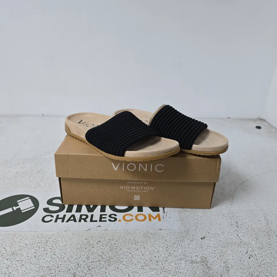 BOXED VIONIC EVIE KNIT SLIDE SANDALS – BLACK - SIZE 6