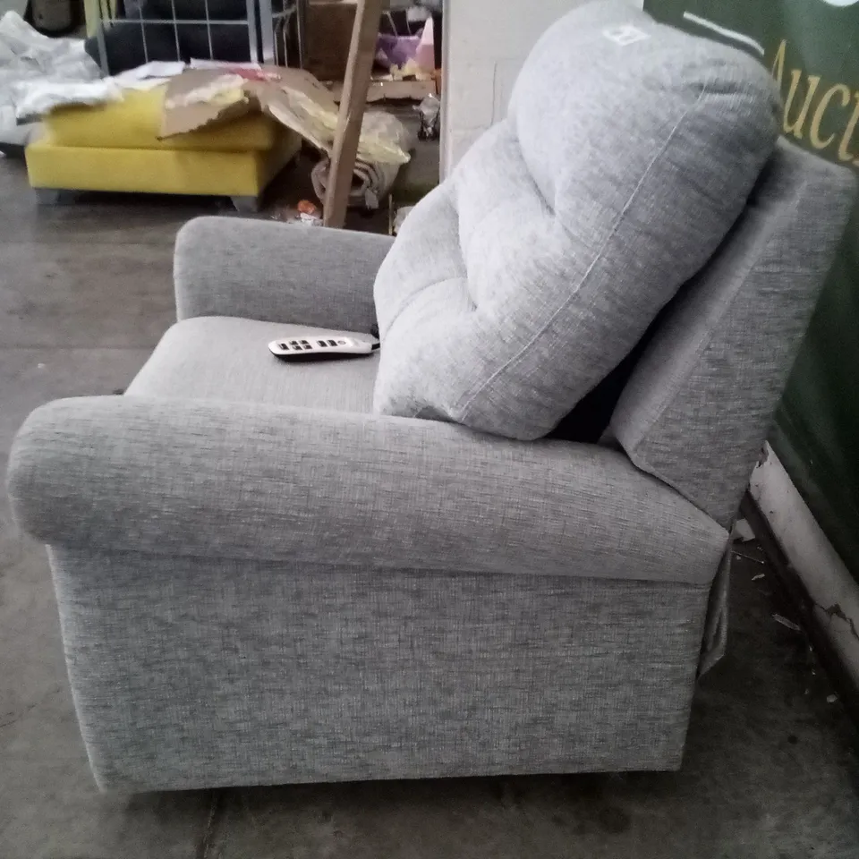 DESIGNER G PLAN HOLMES DUAL ELEVATE CHAIR - FARROW ICE FABRIC 