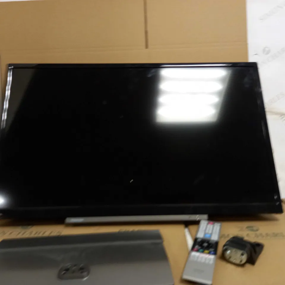 TOSHIBA 32LL3C63DB LED HDR FULL HD 1080P SMART TV