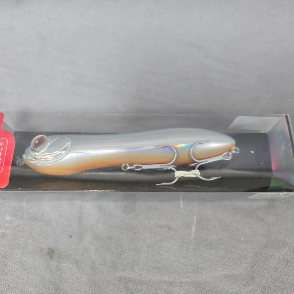 BOXED HUNT HOUSE FISHING LURE 