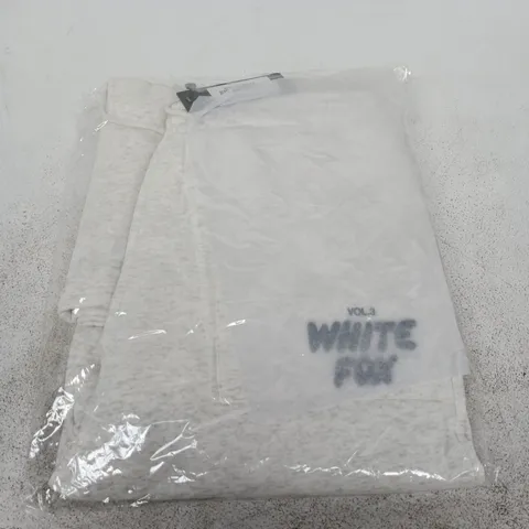 BAGGED WHITE FOX OFFSTAGE WIDE LEG SWEATPANTS – SIZE M
