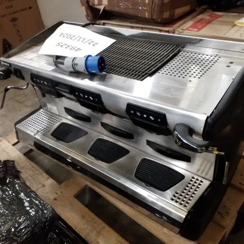 RANCILIO RAN7-3 COMMERCIAL 3 GROUP BARRISTA COFFEE MACHINE