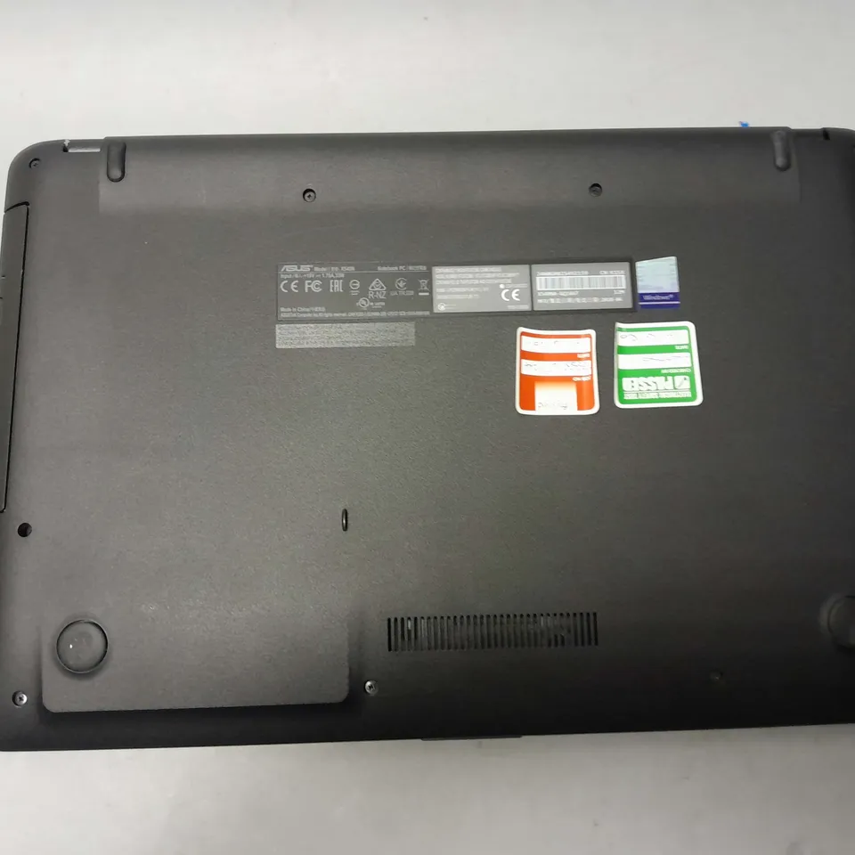 ASUS VIVOBOOK (X540N)