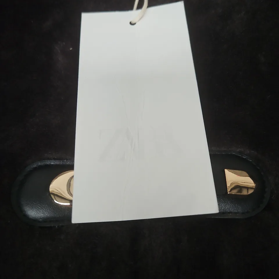 ZARA WOMEN'S DARK BROWN FAUX FUR CAPE/COAT WITH TOGGLE CLOSURES – SIZE M