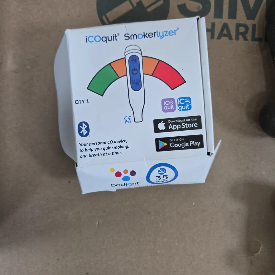 TOTE OF APPROXIMATELY 15 ASSORTED ITEMS TO INCLUDE: CO2 STOP SMOKING DEVICE 