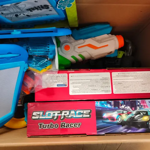 APPROXIMATELY 6 ASSORTED TOYS & GAMES PRODUCTS TO INCLUDE SCIENCE SLOT RACE TURBO RACER, STITCH WRITING BOARD, RC MONSTER TRUCK, ETC - COLLECTION ONLY