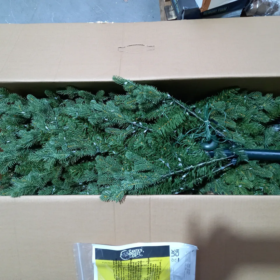 PRELIT CRISTMAS TREE NATURAL 5 FT - COLLECTION ONLY
