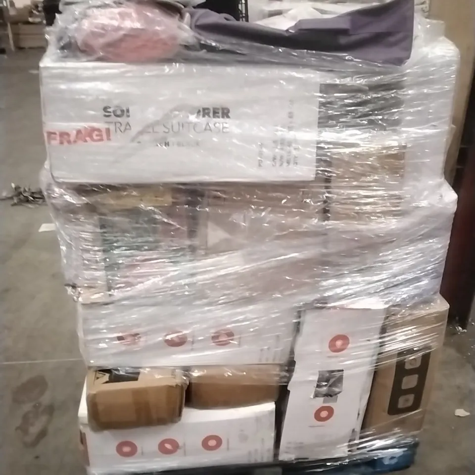 PALLET CONTAINING A LARGE QUANTITY OF ASSORTED HOUSEHOLD GOODS WHICH INCLUDE; CAMPING CHAIRS, CAMPING WAGON, FANS, AIR FRYERS, SUITCASES ETC