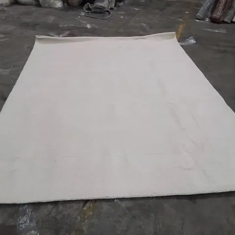 QUALITY DESIGNER AREA RUG - APPROXIMATELY 290X200