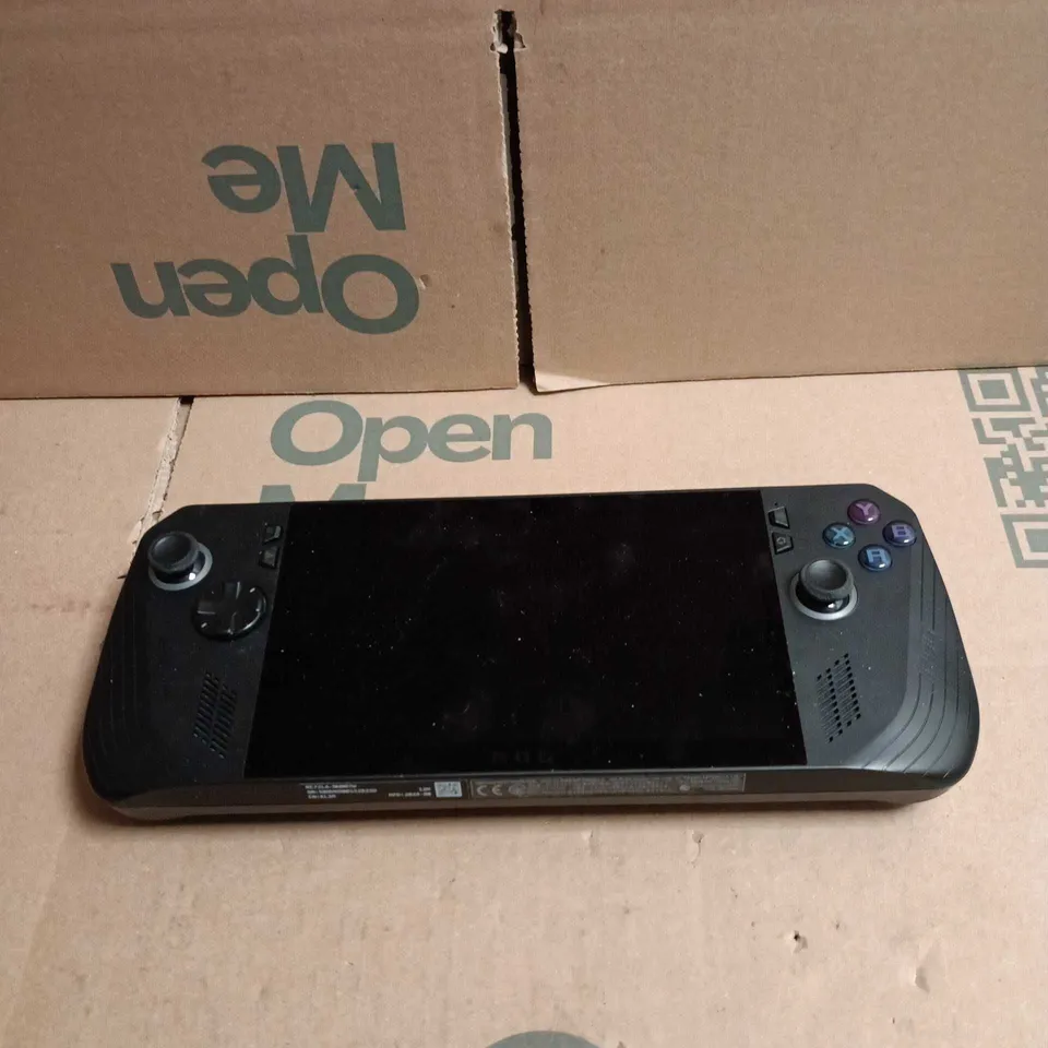 ASUS ROG ALLY X HANDHELD GAMING CONSOLE BOXED WITH ACCESSORIES