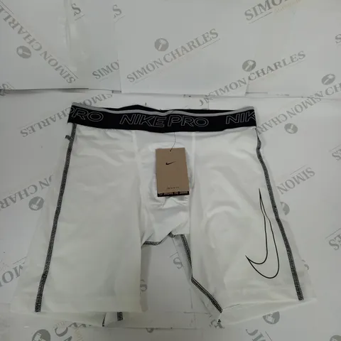 NIKE PRO TRAINING SHORTS SIZE M