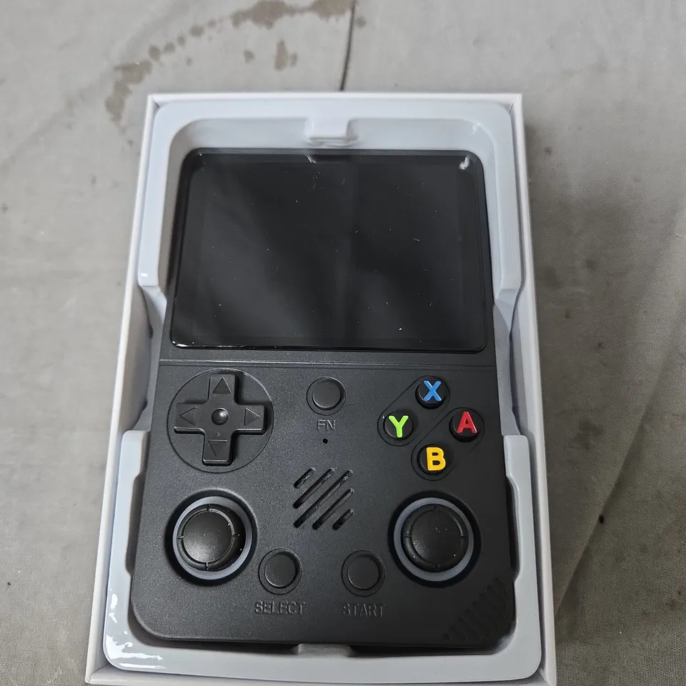 RG36 PRO GAME CONSOLE HANDHELD – BOXED