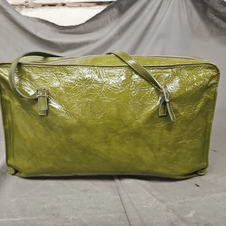 BOXED PALOMA WOOL LEATHER HANDBAG IN GREEN