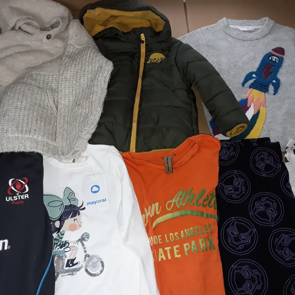 LARGE QUANTITY OF ASSORTED KIDS CLOTHING ITEMS TO INCLUDE M&S, MAYORAL AND ZARA