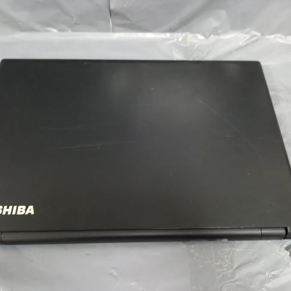 TOSHIBA SATELLITE PRO R50-B	15 INCH I3-4005U 1.70GHZ