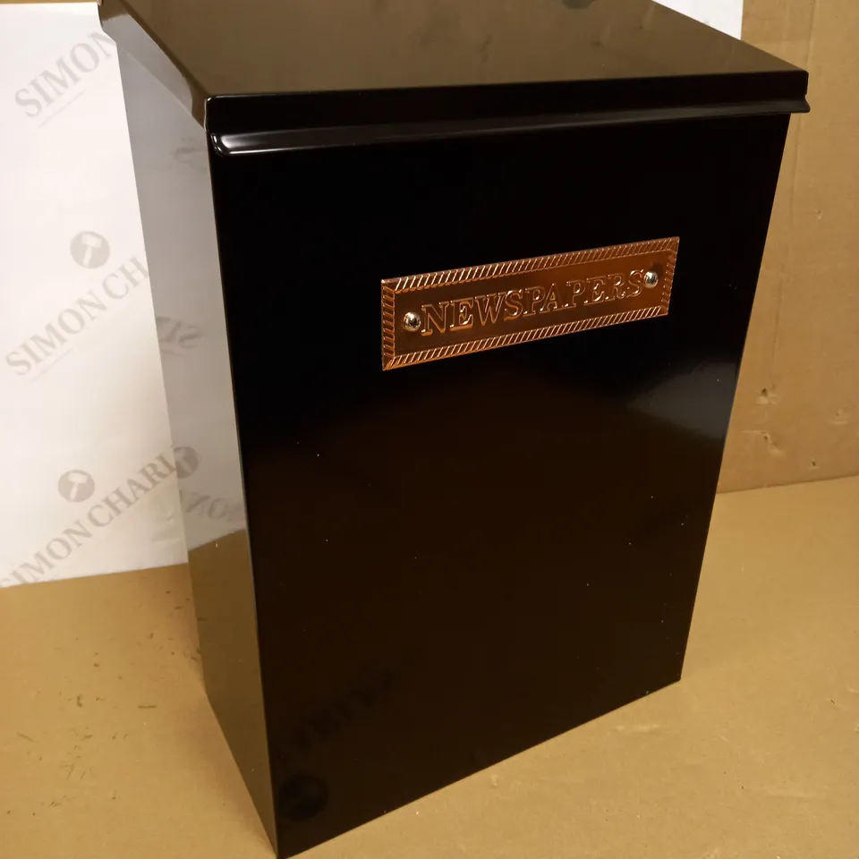 STERLING THAMES STEEL NEWSPAPER BOX - BLACK