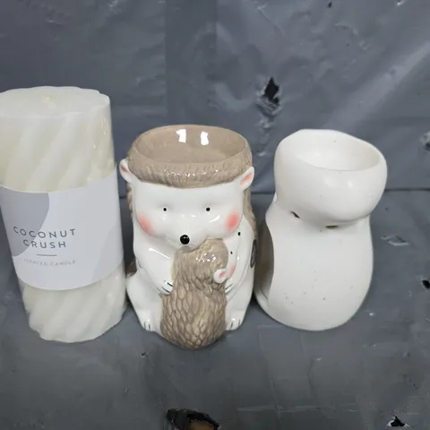 PALLET OF APPROX 400 ASSORTED ITEM TO INCLUDE TWIST PILLAR CANDLES. OIL BURNERS - COLLECTION ONLY