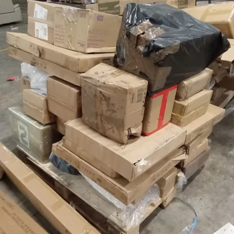PALLET OF ASSORTED HOUSEHOLD GOODS AND PRODUCTS TO INCLUDE; MAKEUP STORAGE ORGANISERS, MIRRORS, TREE STAND, CHRISTMAS DECOR ETC