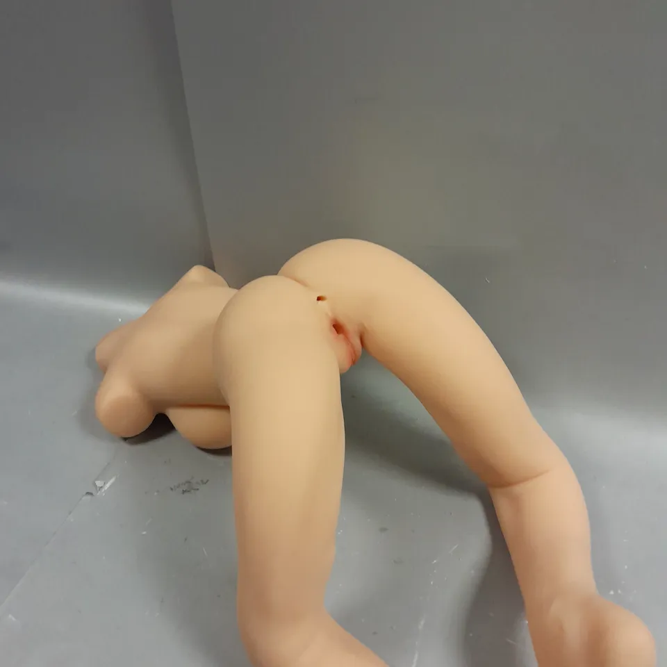 REAL-FEEL FULL SIZE MALE MASTURBATOR SEX DOLL