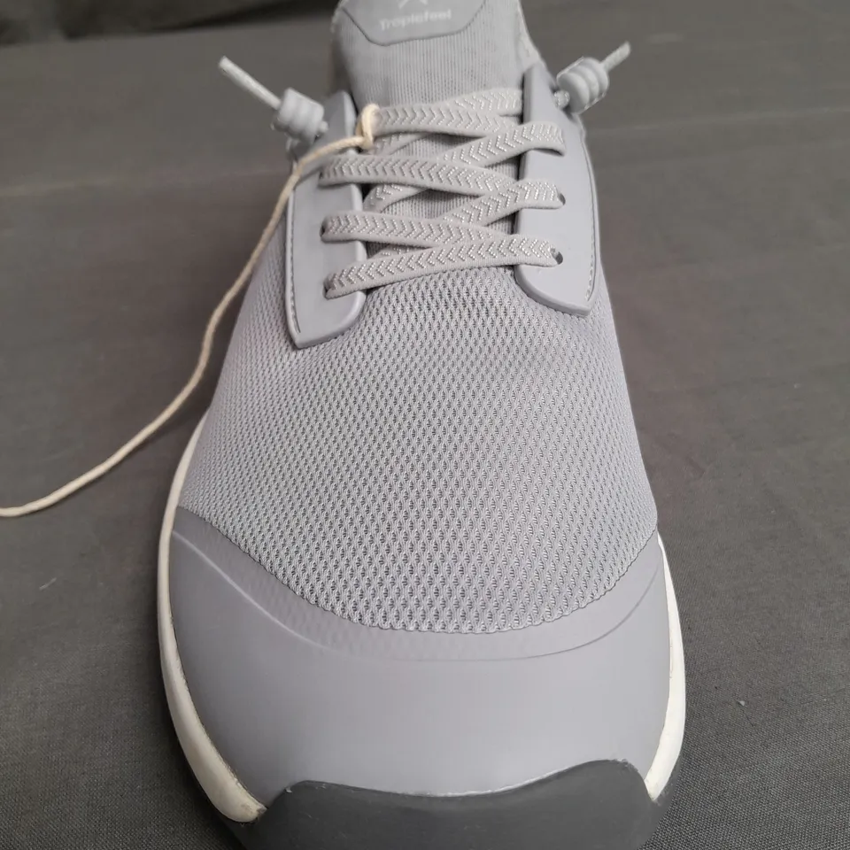 BOXED PAIR OF TOPICFEEL JUNGLE TRAINERS SIZE EU 44