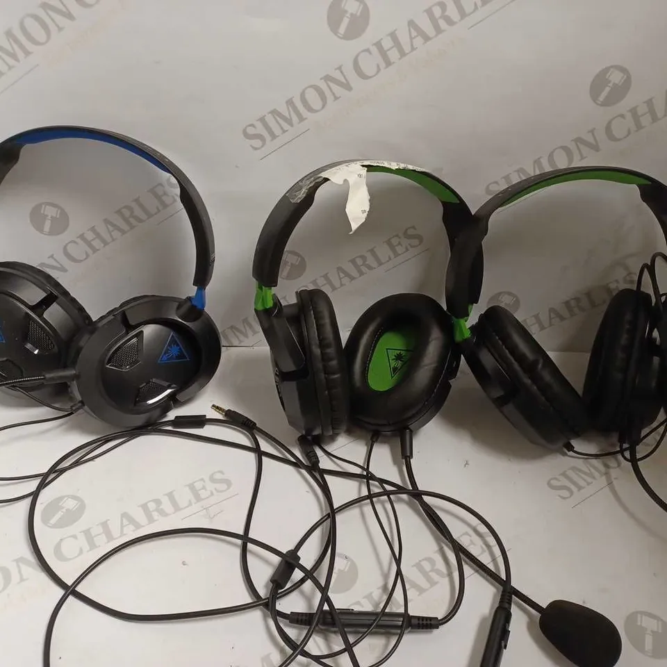 BOX OF APPROX 10 ASSORTED TURTLE BEACH WIRED GAMING HEADSETS