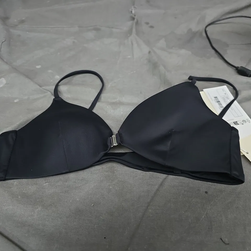 WOMEN'S BLACK UNDERWIRED BRA, UK 40 (EU 90) – WITH TAG
