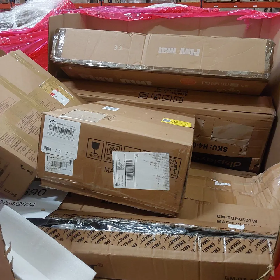 PALLET OF ASSORTED HOUSEHOLD ITEMS AND CONSUMER PRODUCTS. INCLUDES; PLAYMATS, BOXED FURNITURE ETC 
