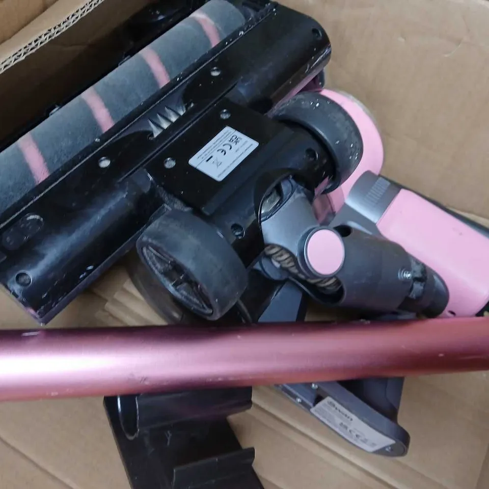 SWAN STICK VACUUM CLEANER IN PINK