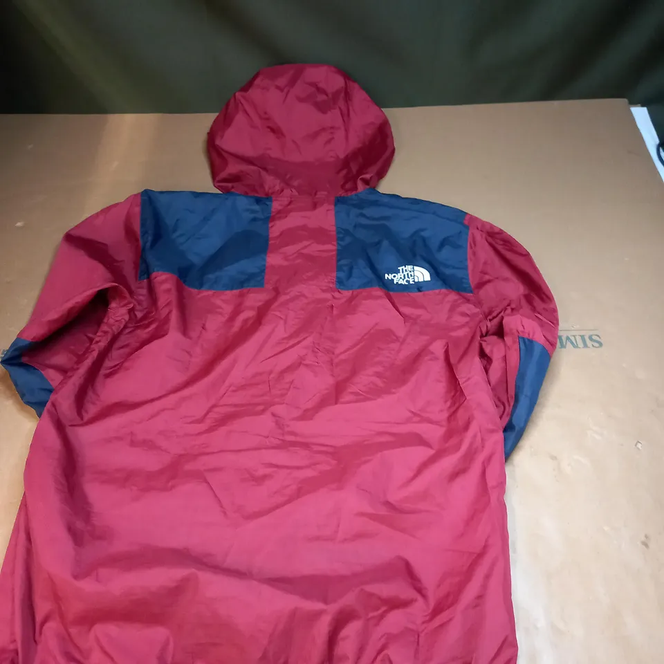 THE NORTH FACE LIGTWEIGHT JACKET SIZE UNSPECIFIED