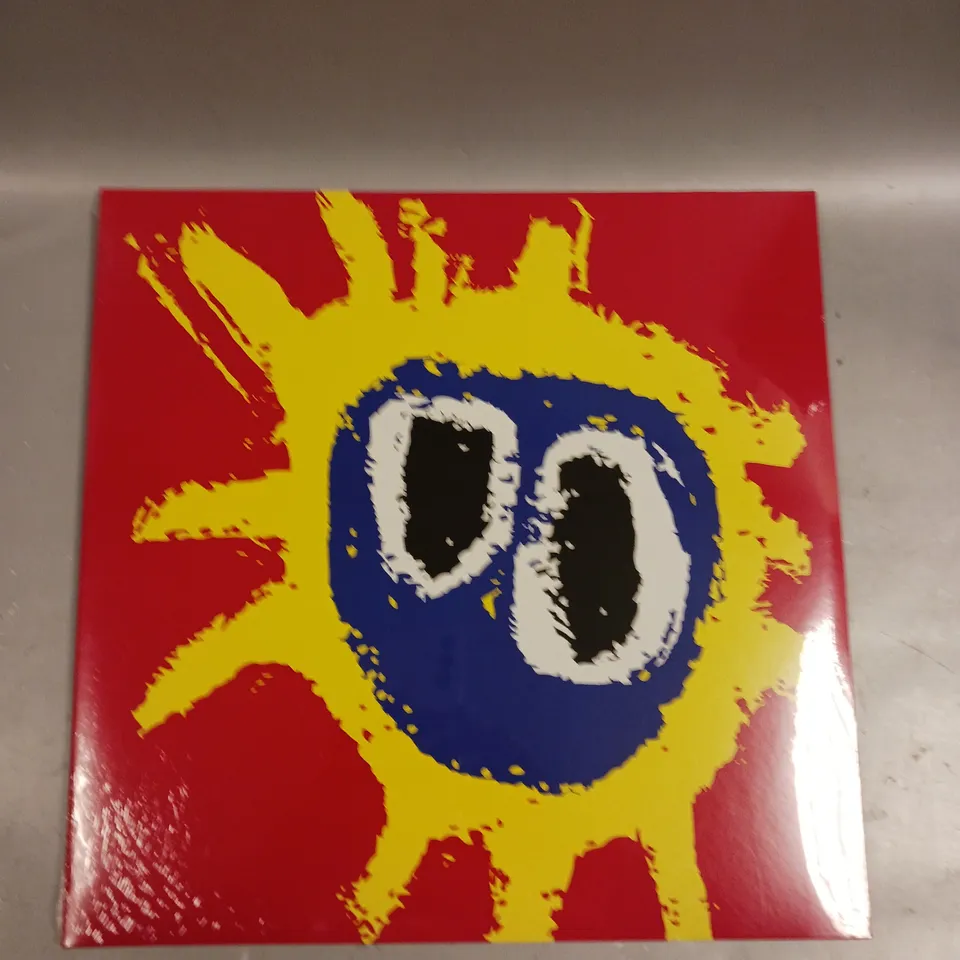 APPROXIMATELY 20 ASSORTED VINYL RECORDS TO INCLUDE THE SEEKERS, SILVEROLLER AT DAWN, THE THREE DEGREES ETC 