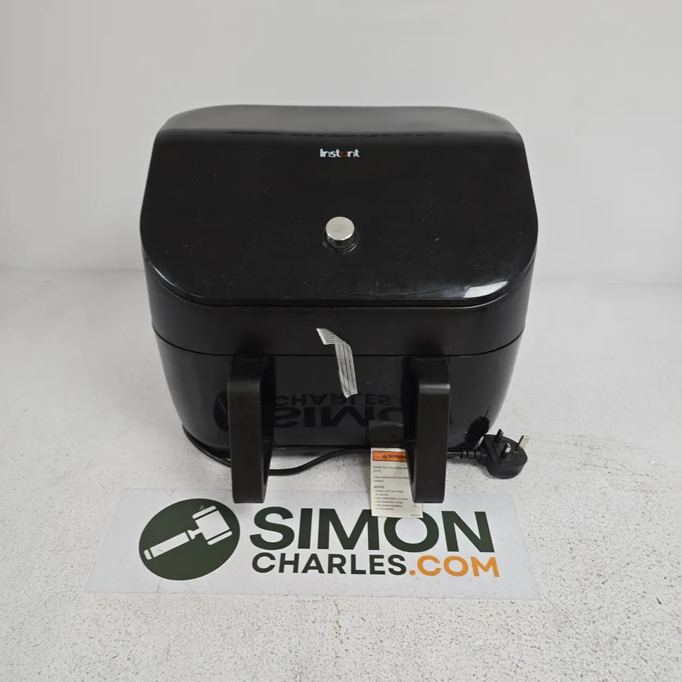 BOXED INSTANT VORTEX PLUS VERSAZONE AIR FRYER