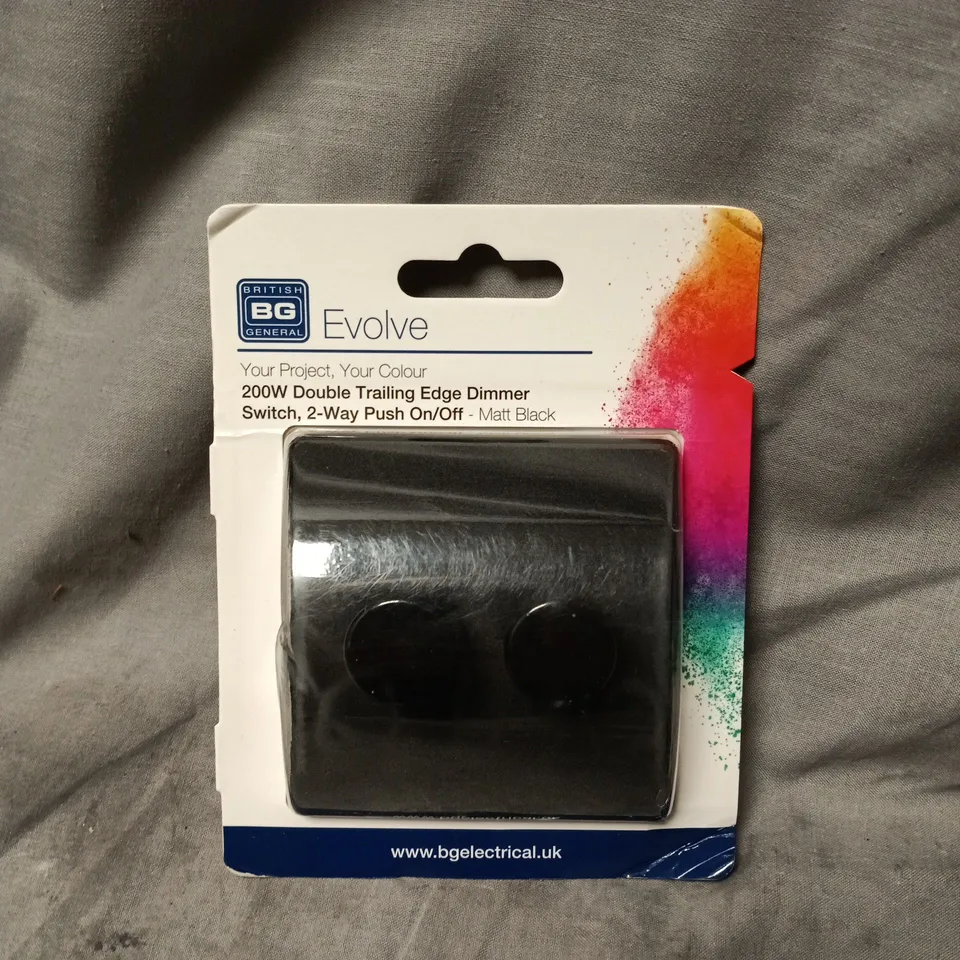 BOXED BG ELECTRICAL EVOLVE 200W DOUBLE TRAILING EDGE DIMMER SWITCH, MATT BLACK – 2-WAY PUSH ON/OFF