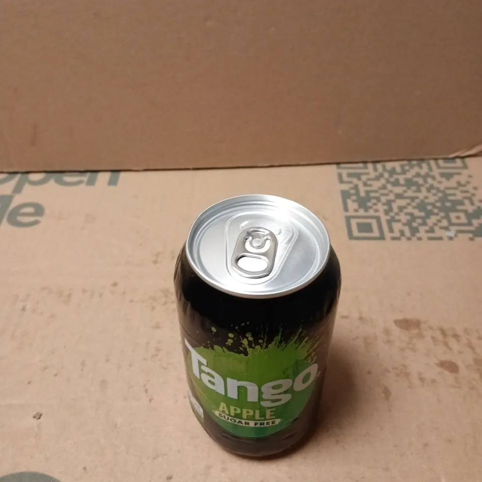 APPROXIMATELY 10 ASSORTED DRINK ITEMS INCLUDING TANGO APPLE , FYX COLLAGEN WATER AND HUEL CHOCOLATE 