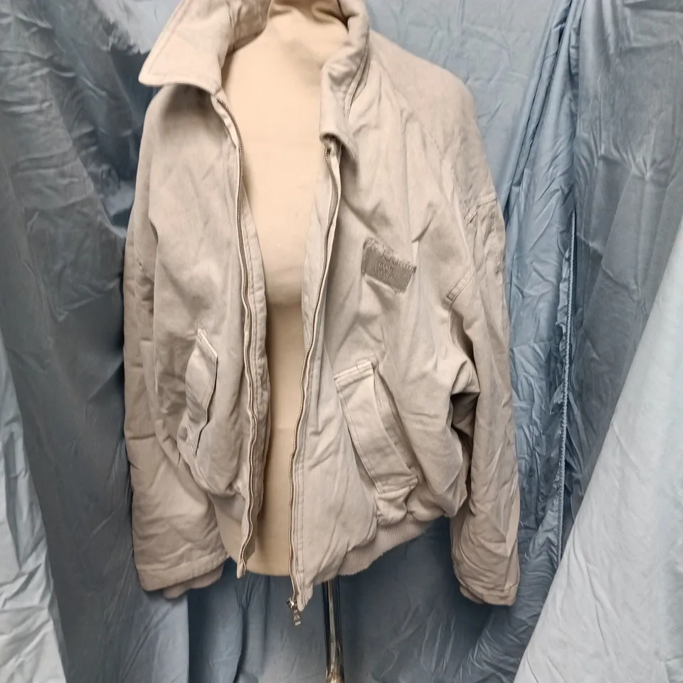 PACIFIC REPUBLIC QUILTED JACKET – LIGHT GREY, UK L