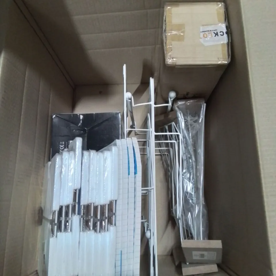 MIXED LOT TO INCLUDE, X4 SOLAR BALL LIGHTS,APPROXIMATELY 200 PASSPORT CASES, LARGE NUMBER OF SMARTPHONE SPLITTER CABLES ETC