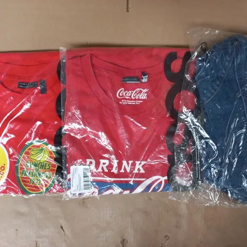 APPROXIMATELY 20 ASSORTED CLOTHING AND FASHION PRODUCTS IN VARIOUS STYLES AND SIZES - COLLECTION ONLY
