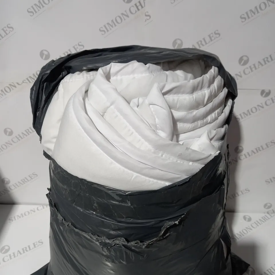 DN COLLECTION ANTI ALLERGY SOFT TOUCH DUVET - 10.5TOG - SUPER KING