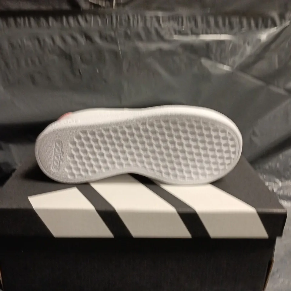 ADIDAS KIDS WHITE VELCRO TRAINERS SIZE 12