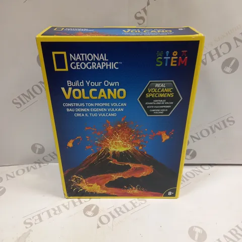 BOXED NATIONAL GEOGRAPHICS VOLCANO & SHARK DIG