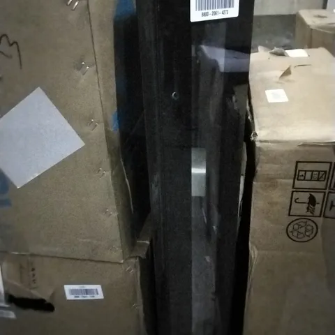 UNDERCOUNTER REFRIGERATOR