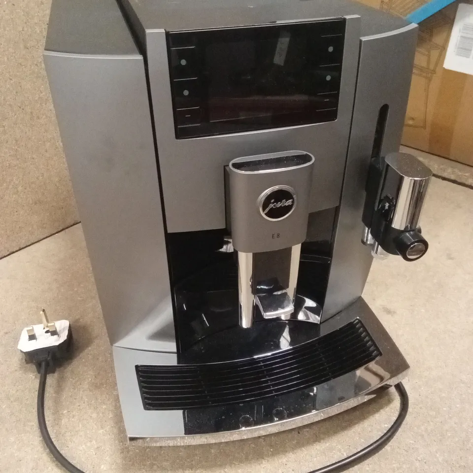 BOXED JURA E8 COFFEE MACHINE - INOX